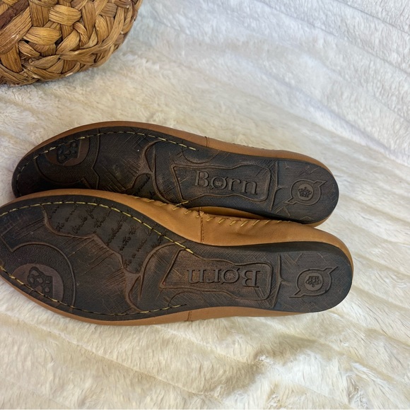 Born Women's Yara Flat Whiskey 10 - Picture 5 of 9